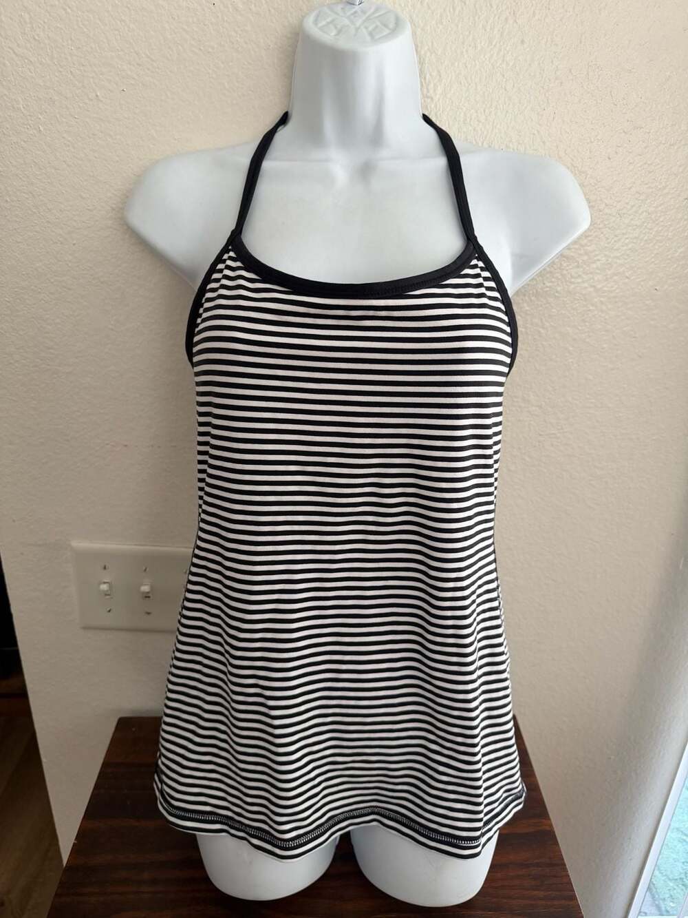 Lucy Activewear Built-in Bra Tank Top Black White Striped